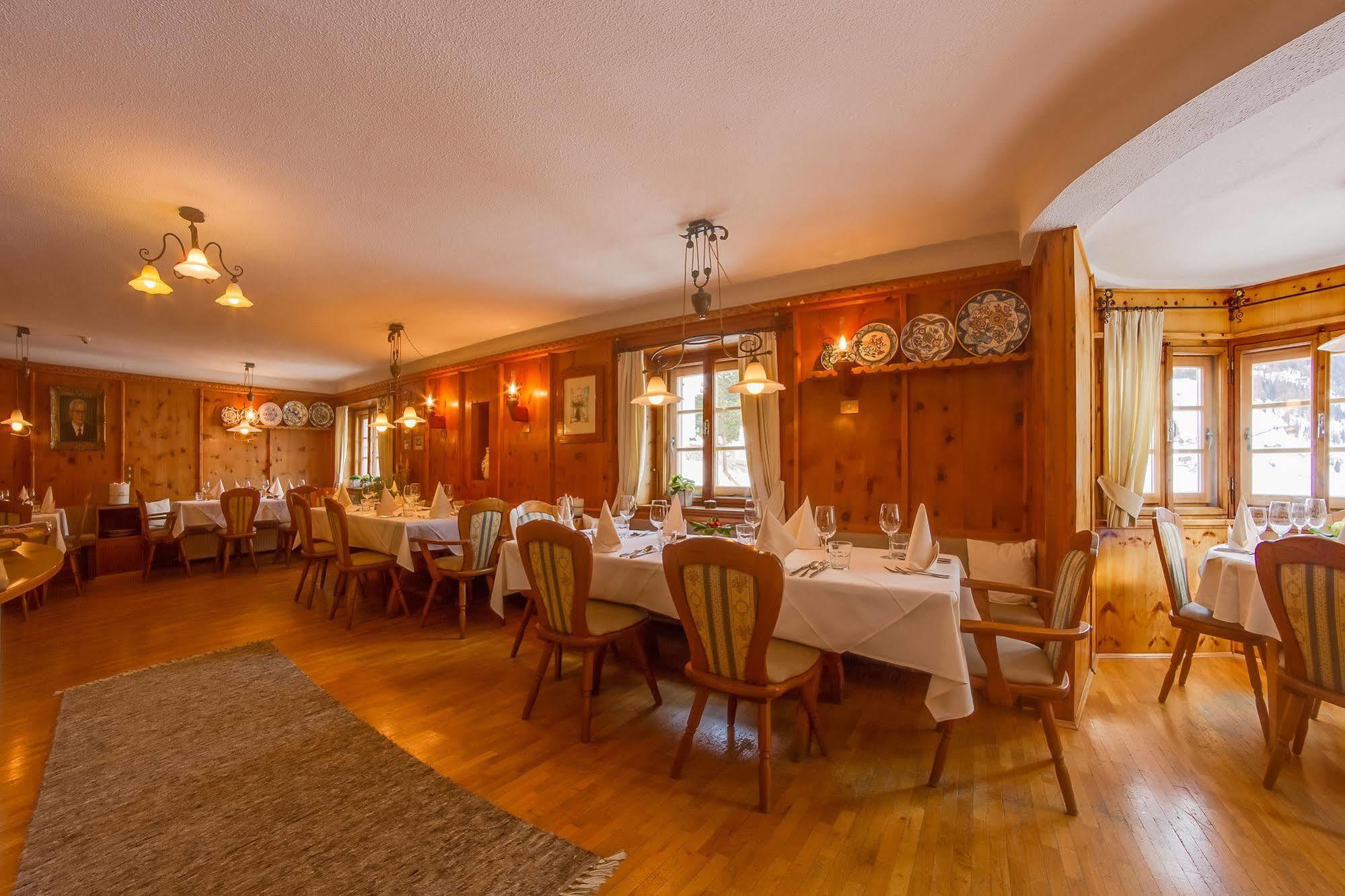 Hotel Berger Superior Рива ди Турес Екстериор снимка